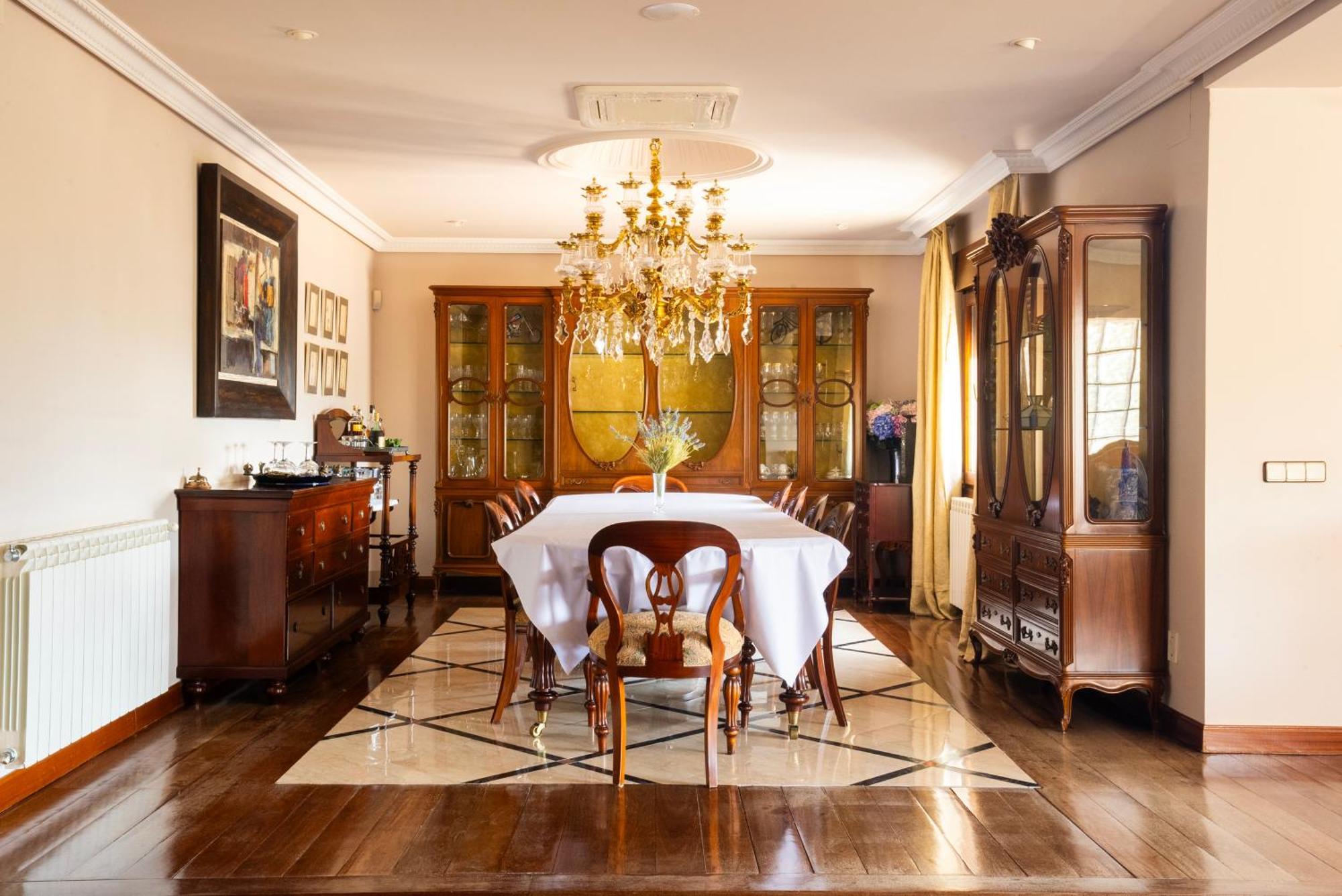 Mansion Con Jacuzzi A 40 Grados, Gran Piscina Y Padel Villa El Tiemblo Eksteriør billede