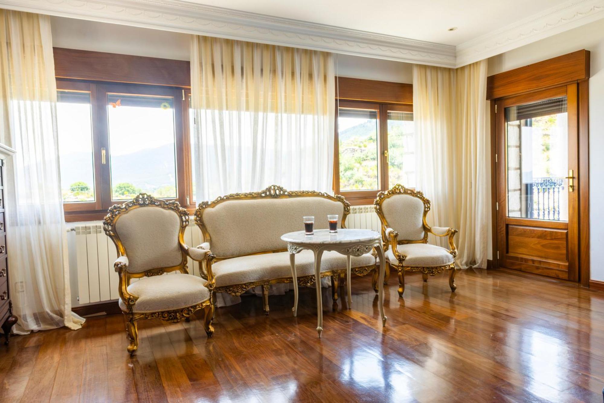 Mansion Con Jacuzzi A 40 Grados, Gran Piscina Y Padel Villa El Tiemblo Eksteriør billede