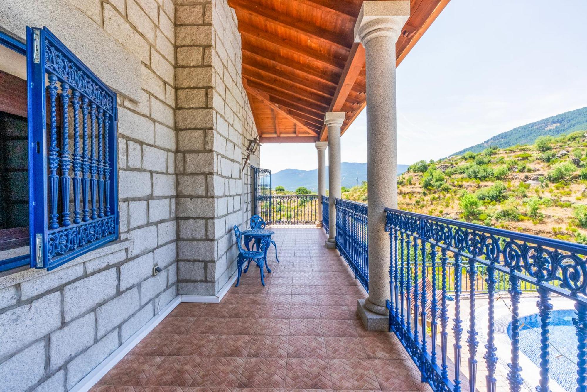 Mansion Con Jacuzzi A 40 Grados, Gran Piscina Y Padel Villa El Tiemblo Eksteriør billede
