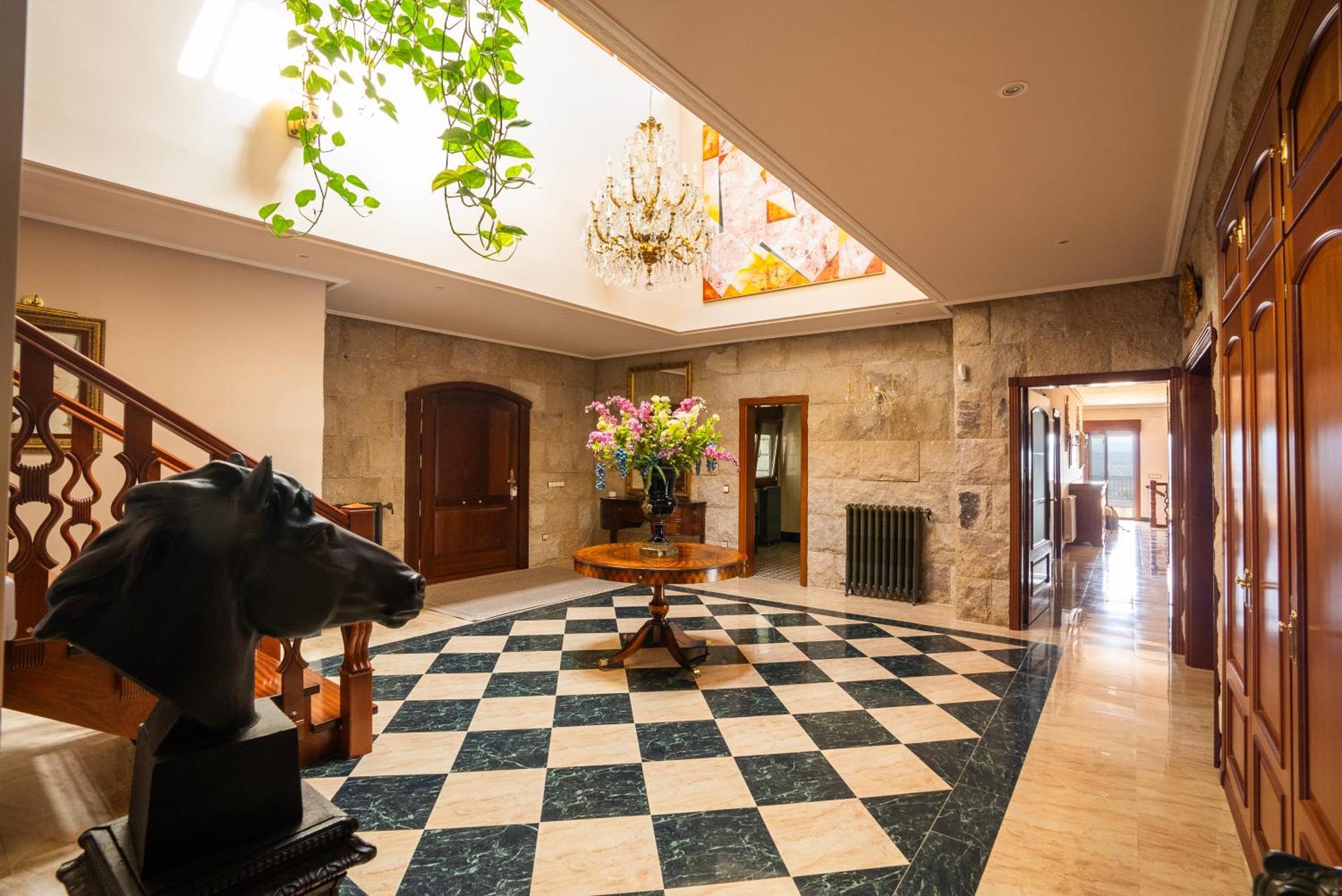 Mansion Con Jacuzzi A 40 Grados, Gran Piscina Y Padel Villa El Tiemblo Eksteriør billede