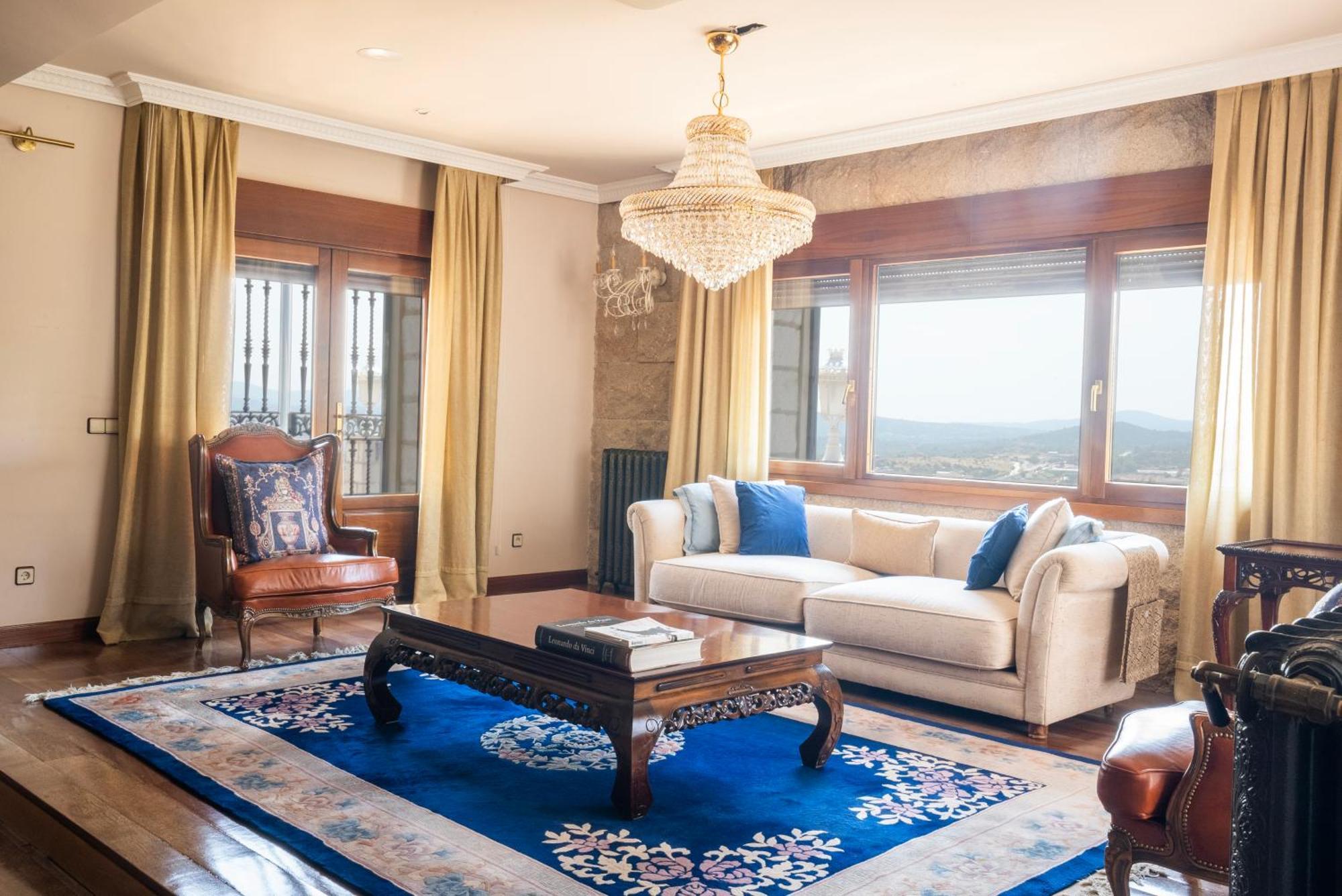 Mansion Con Jacuzzi A 40 Grados, Gran Piscina Y Padel Villa El Tiemblo Eksteriør billede