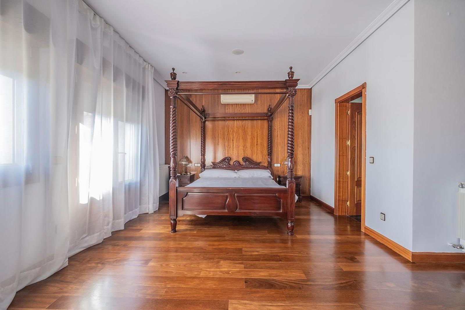 Mansion Con Jacuzzi A 40 Grados, Gran Piscina Y Padel Villa El Tiemblo Eksteriør billede