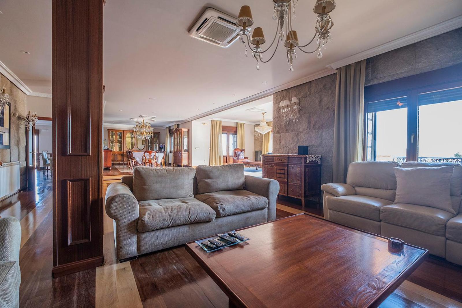 Mansion Con Jacuzzi A 40 Grados, Gran Piscina Y Padel Villa El Tiemblo Eksteriør billede