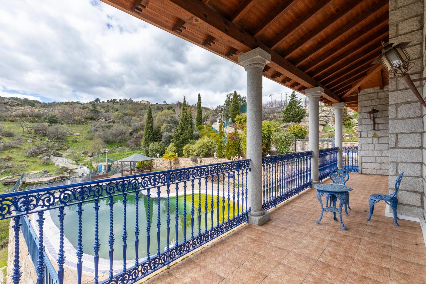Mansion Con Jacuzzi A 40 Grados, Gran Piscina Y Padel Villa El Tiemblo Eksteriør billede