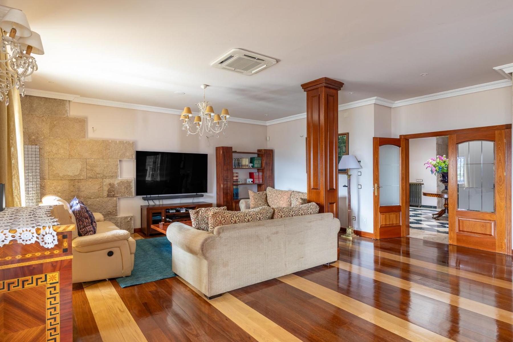 Mansion Con Jacuzzi A 40 Grados, Gran Piscina Y Padel Villa El Tiemblo Eksteriør billede