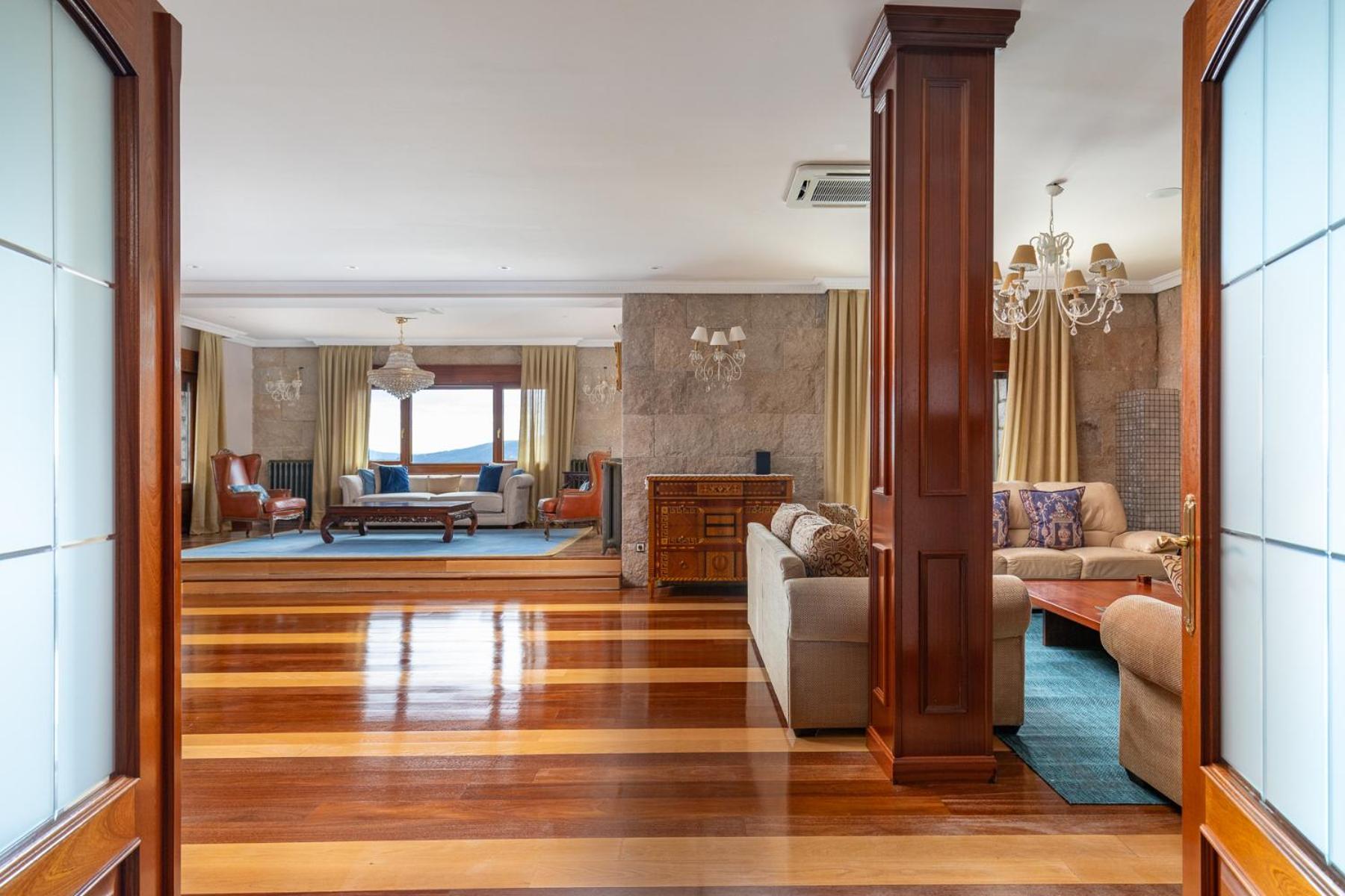 Mansion Con Jacuzzi A 40 Grados, Gran Piscina Y Padel Villa El Tiemblo Eksteriør billede